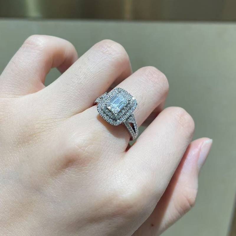 Affordable Luxury满钻祖母切Women's RingS925银镀白金定制选款主石Moissanite1.0ct/副石高碳钻
